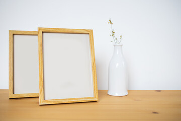 empty frame and vase mock up