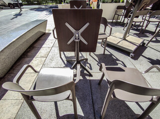 Foldable tabletop terrace tables