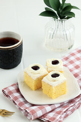 Mini Square Slice Cake with Bluberry Jam Topping