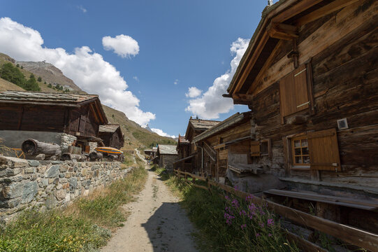 Chalets du hameau de Findeln