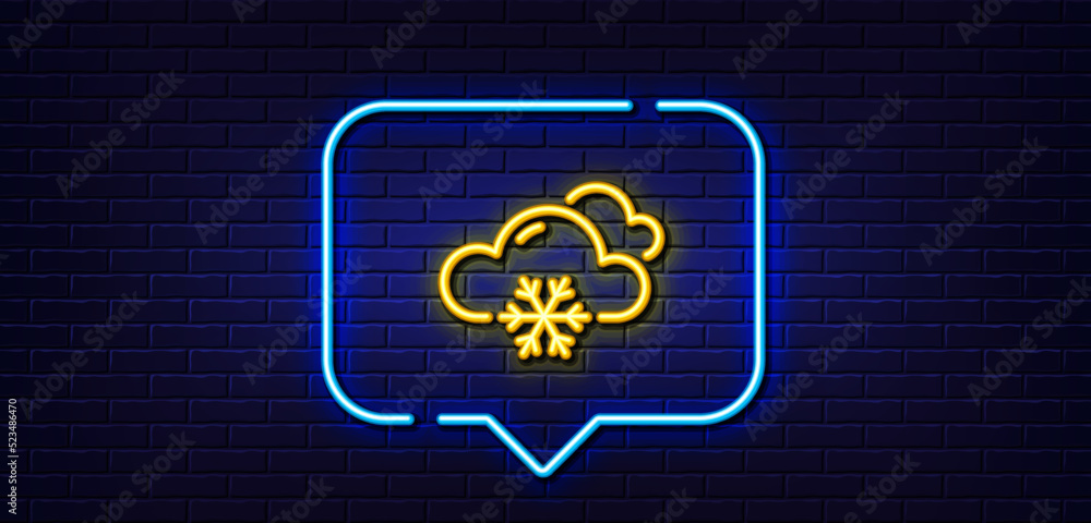 Poster neon light speech bubble. snow weather forecast line icon. clouds with snowflake sign. cloudy sky sy