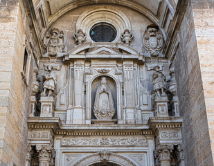 Fototapeta na wymiar Detalle portada norte de la catedral de Jaén dedicada a la inmaculada concepción realizada en el siglo XVII, España