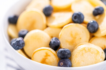 Mini pancake cereal