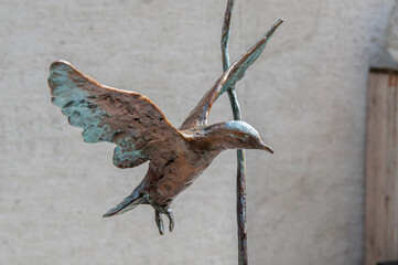 Vogel Skulptur aus Metall 
