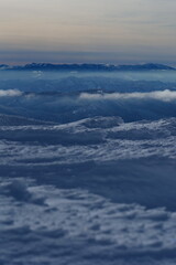 日本の絶景。冬の蔵王国定公園。山形、日本。１月下旬。