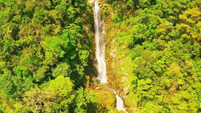 CASCADAS EN LAS MOTA&Ntilde;AS
