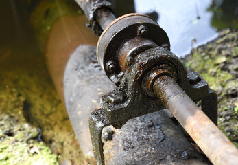 Spherical roller bearing or Roller bearing with dirty grease on the water pump .