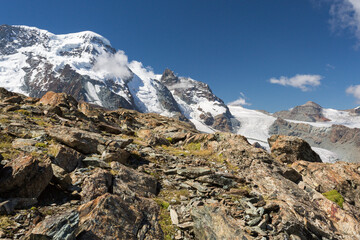 Panorama sur les glaciers et le Glacier Paradise