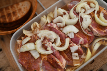 eingelegtes Schweinefleisch zum Grillen