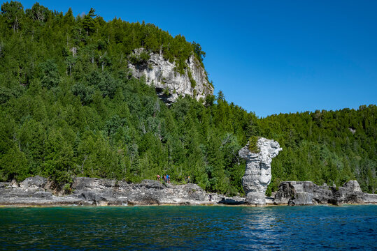 Shore of Flower pot Island Ontario