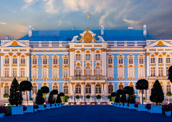 Naklejka premium Catherine palace in Tsarskoe Selo (Pushkin) at night, Saint Petersburg, Russia