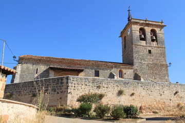 Fototapeta na wymiar Iglesia de Revilla Cabriada 