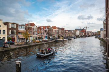 Obraz premium Kanal in Den Haag 