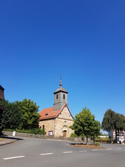 Fototapeta na wymiar evangelische kirche zu bringhausen am edersee