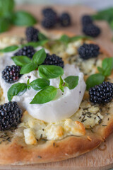 blackberry mozzarella pizza, 