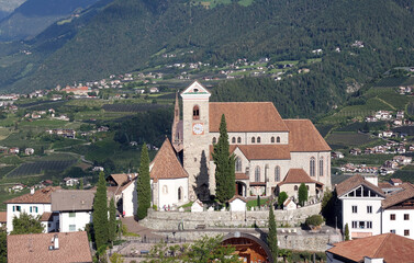Pfarrkirche Maria Himmelfahrt in Schenna