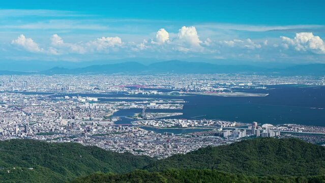 積雲と大阪湾のタイムラプス動画　ズームアウト