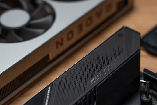 Kuala Lumpur - June 9th 2022 : The All new ASUS ROG ITX Gaming Motherboard with latest 11th Gen Intel Core i7 processors LG1200. It is also equipped with the latest Z590 intel chipset. 