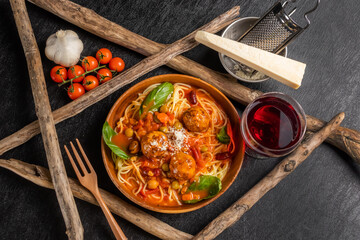 ミートボールパスタ　 american meatball pasta (spaghetti)