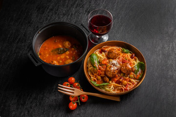 ミートボールパスタ　 american meatball pasta (spaghetti)