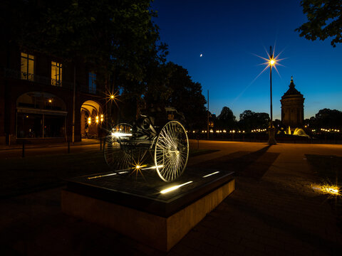 Mannheim Wasserturm Carl Benz Denkmal