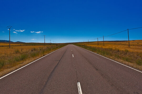 carretera solitaria (Bronchales, Teruel)