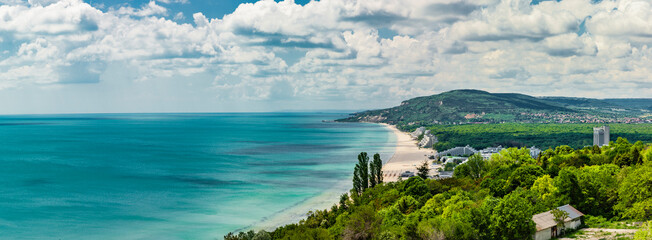 Blaues Meer bei Albena Beach in Bulgarien