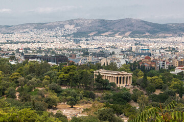 Obraz premium Panoramic view of the city of Athens and the Hephaestus, Greece. 