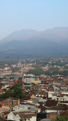 Fototapeta na wymiar the beauty of the city of Malang in the morning