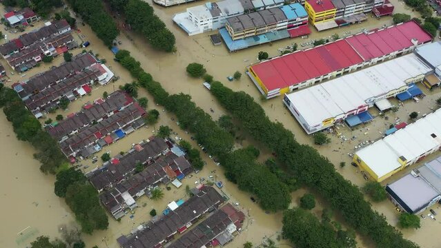 Aerial view of the north Selangor flood following heavy rainfall. Taman Sri Muda was one of the areas worst hit by floods.