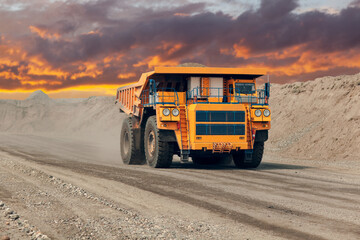 Large quarry dump truck © Igor Makarov