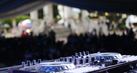 DJ view crowd in background 