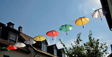 hofheim am taunus, altstadt, regenschirmdekoration