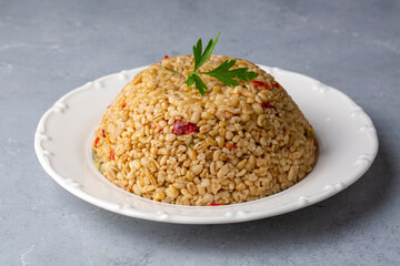 Bulgur pilaf with Firik (Turkish name; firikli bulgur pilavi)