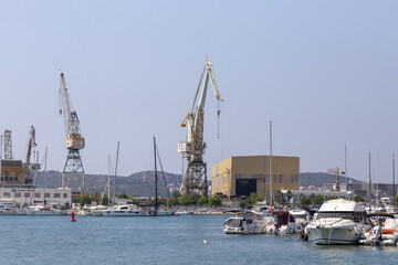 Industriehafen in Trogir, Kroatien