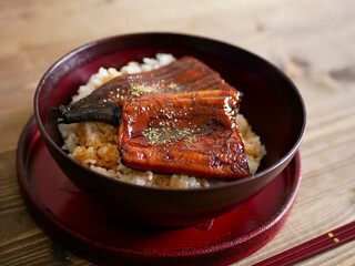 鰻丼