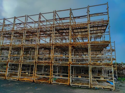 Scrap Waster Material Handling Trolleys Photo