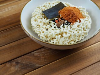 아시아 음식 라면, 즉석 국수