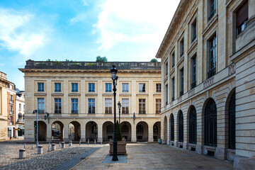 Fototapeta na wymiar Street view of downtown Reims, France