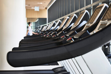 Details of the treadmill and the gym