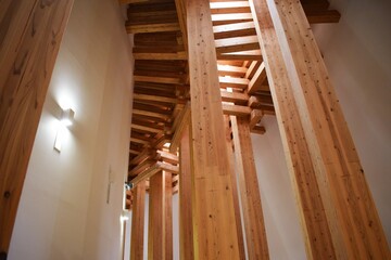 Fototapeta premium 木の殿堂、安藤忠雄、木造建築、建築物、博物館、兵庫県