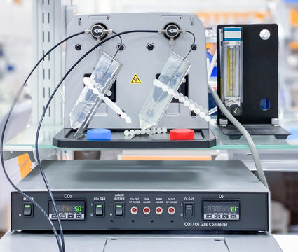 Precise Dual Syringe Injectors For Automated Reagent Or Drug Dosing Directly To A Multiwell Plate Inside Multimode Plate Reader. Such Injectors Are Used In High Throughput Screening Programs.