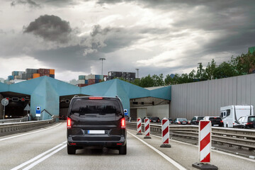 Naklejka premium Entry into the Elbtunnel in Hamburg, Germany