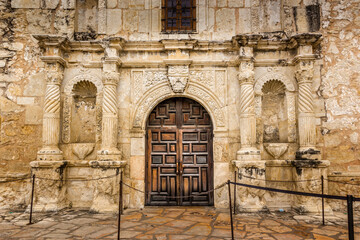 Entrance of the famous The Alamo in San Antonio, Texas - 524026829