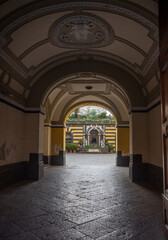 Fototapeta na wymiar characteristic internal courtyard of the house in Aversa