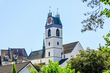 Aarau, Stadtkirche, Kirche, Kirchturm, Altstadt, Altstadthäuser, Stadt, Aare, Fluss, Sommer, Sommertag, Aargau, Schweiz