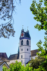 Aarau, Stadtkirche, Kirche, Kirchturm, Altstadt, Altstadth&auml;user, Stadt, Aare, Fluss, Sommer, Sommertag, Aargau, Schweiz