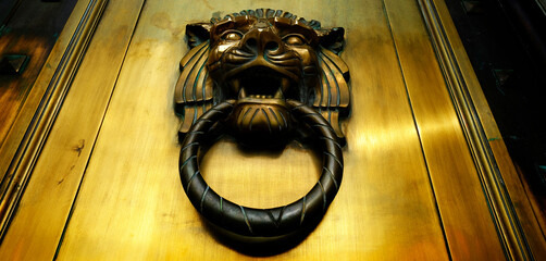 Golden Lion Door Knocker Doorknocker Ring Sculpture for Entering Building