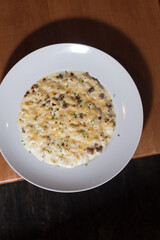 top down of a mac and cheese