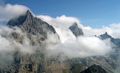 Dachsteingipfel im Nebel - summits in the clouds